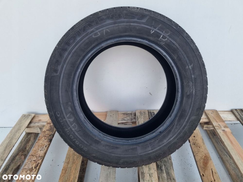 2x OPONA LETNIA Kumho Radial 857 205/65 R16C - 1