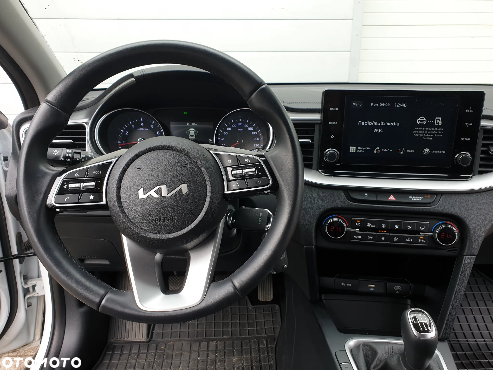 Kia XCeed 1.5 T-GDI M - 13