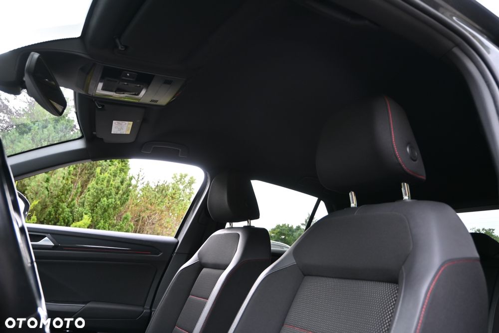 Volkswagen T-Roc 1.5 TSI ACT OPF DSG Sport - 34