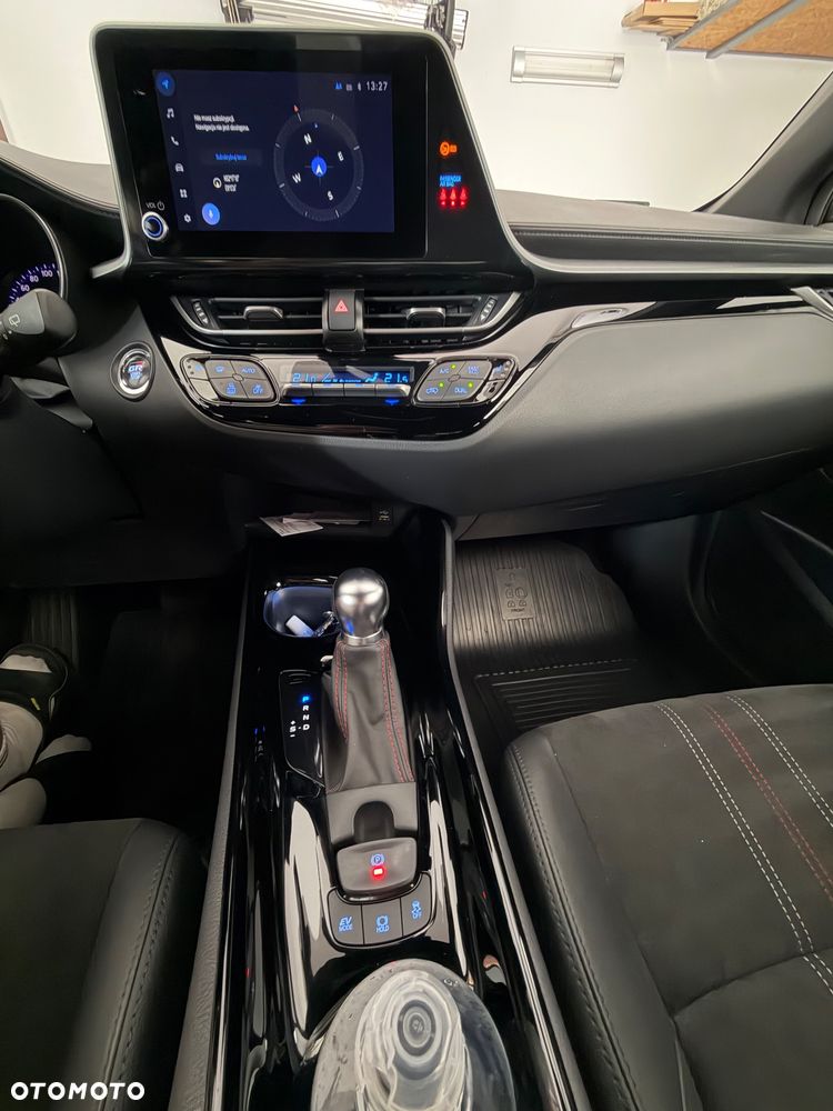 Toyota C-HR - 13
