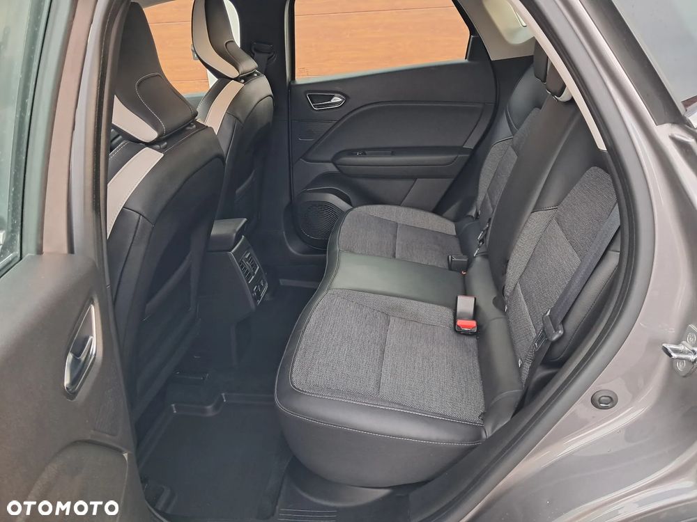 Renault Captur 1.3 TCe Intens EDC - 30