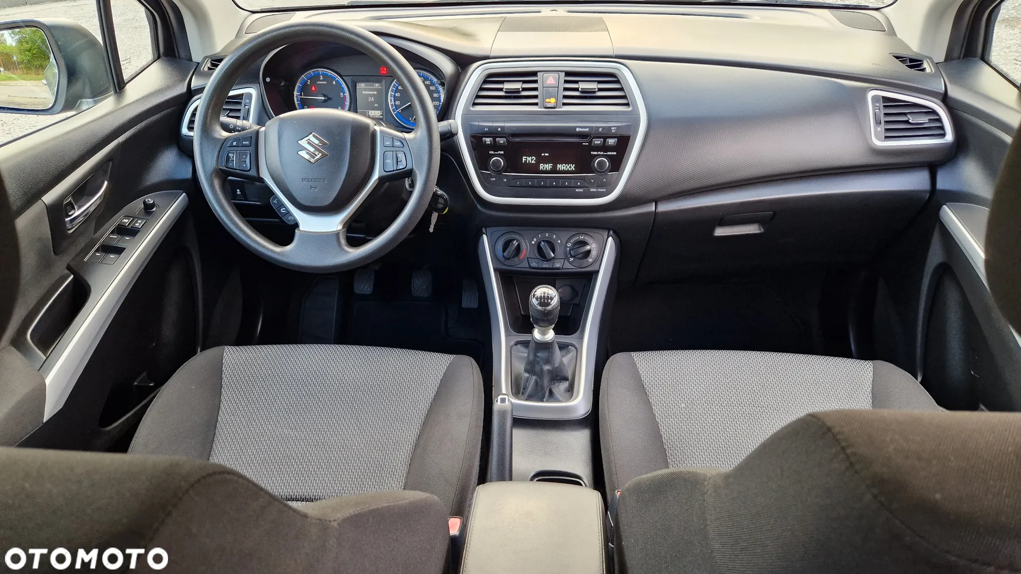 Suzuki SX4 S-Cross 1.6 DDiS Premium - 12