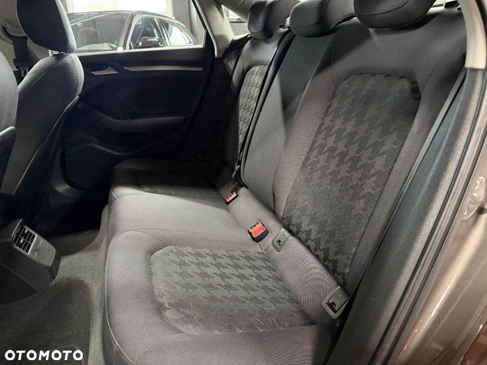 Audi A3 Limousine 1.4 TFSI CoD S tronic - 33