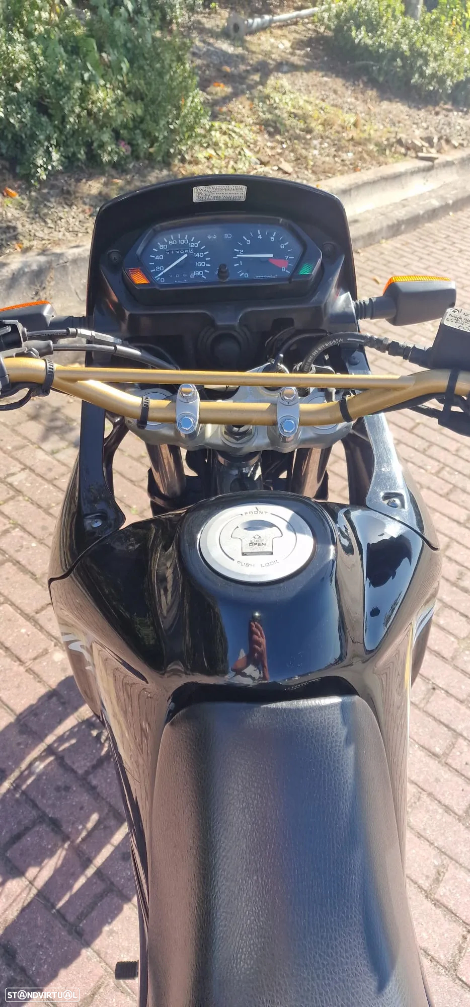Honda Dominator Honda Dominator 650 - 5