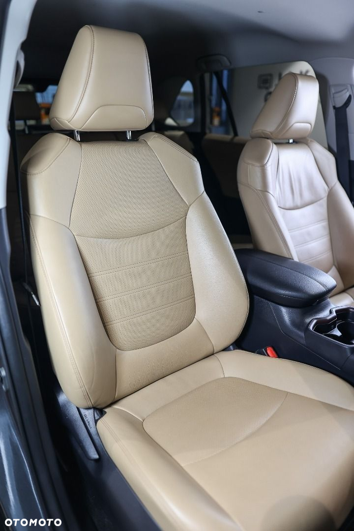 Toyota RAV4 - 19