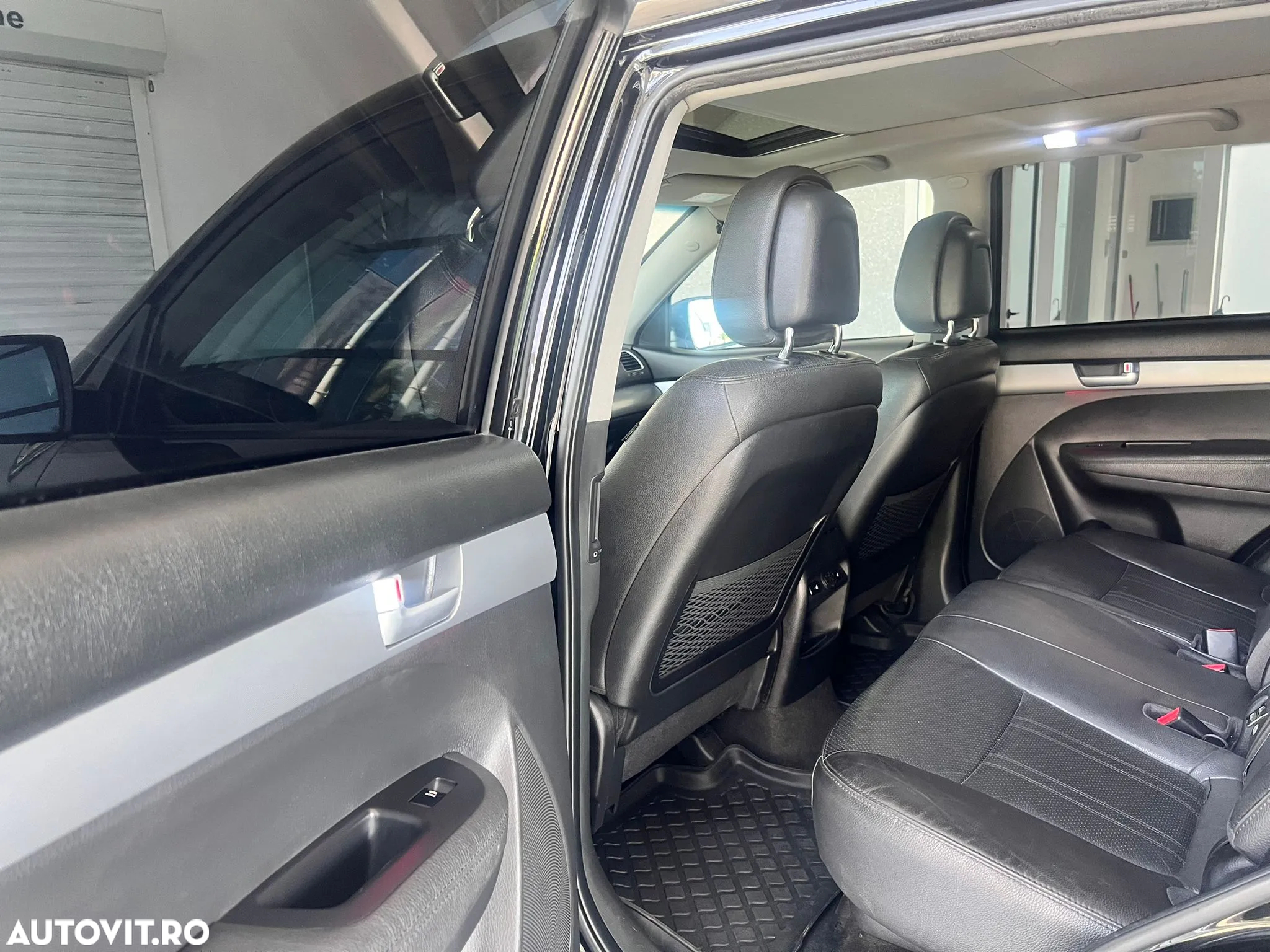 Kia Sorento - 31