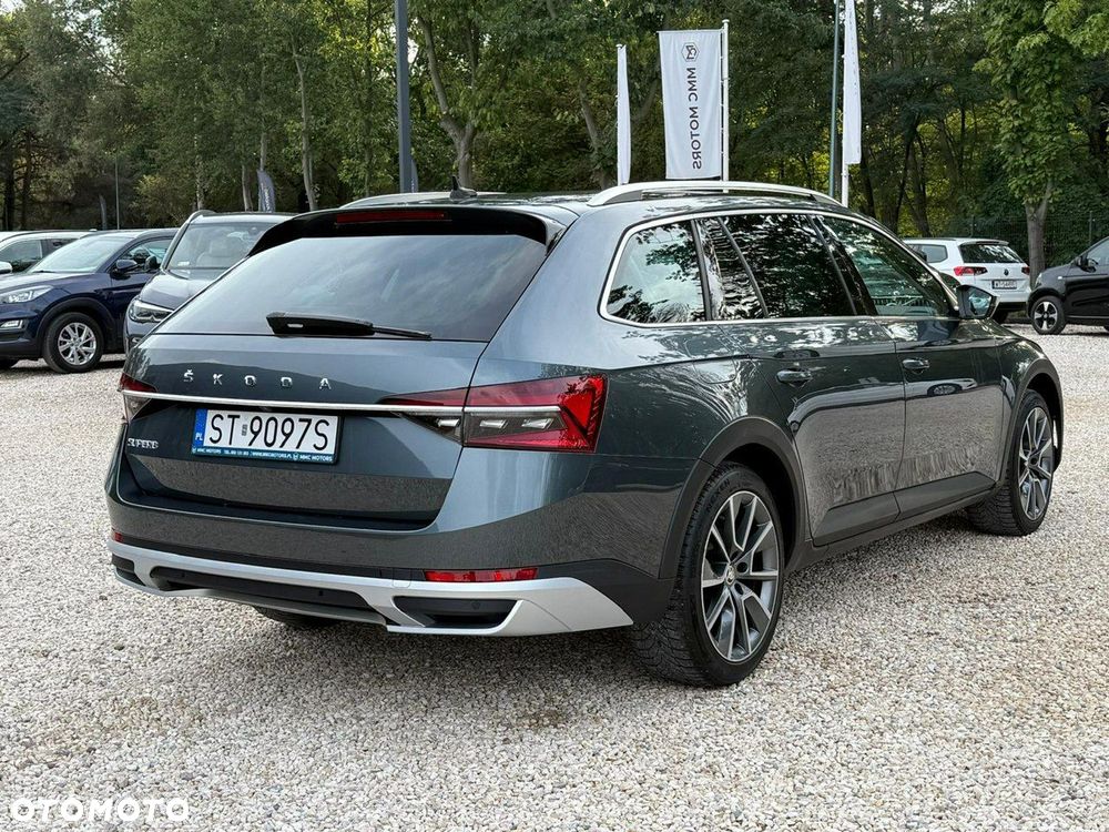 Skoda Superb 2.0 TDI SCR 4x4 Scout DSG - 4