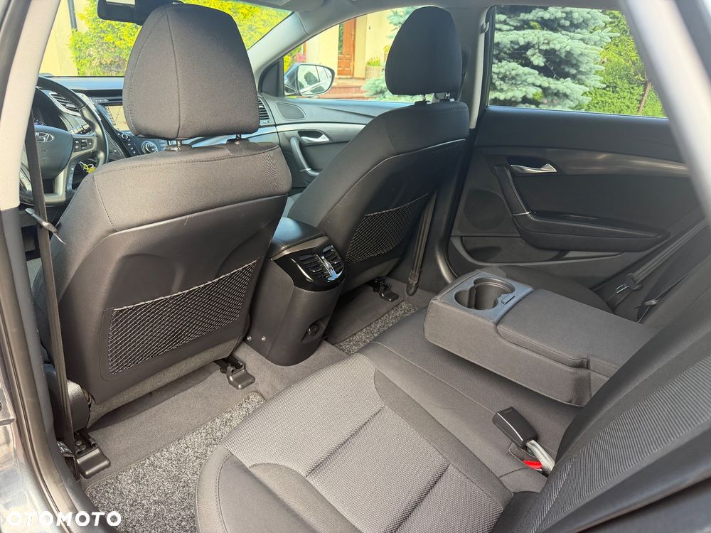 Hyundai i40 Kombi 1.7 CRDi Premium - 13