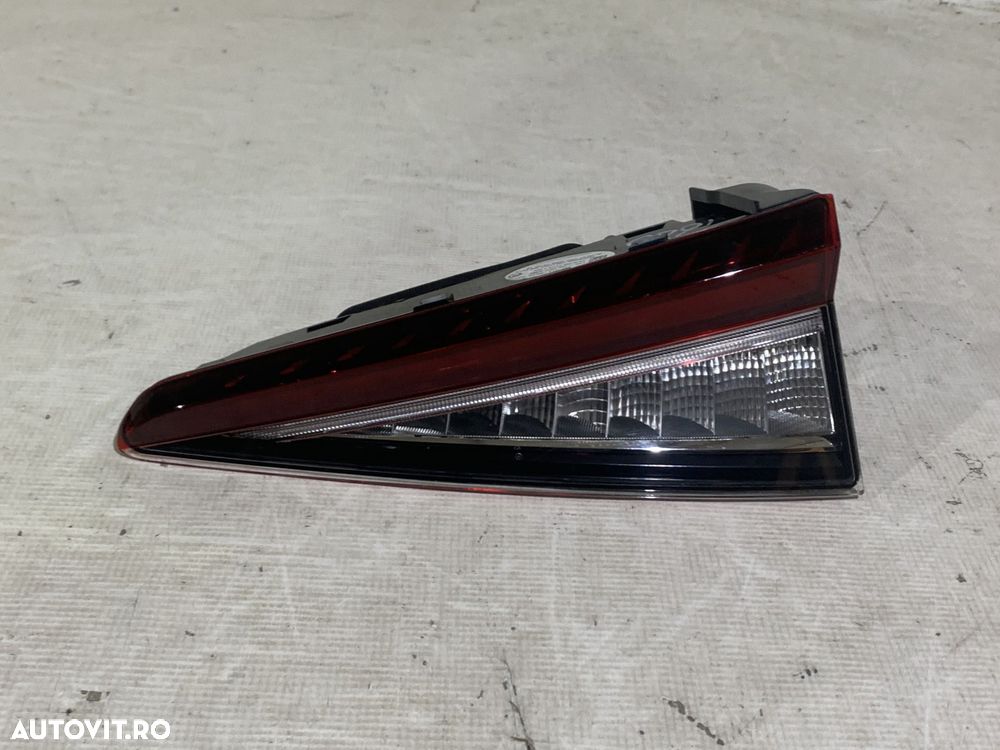 Lampa stop dreapta pe hayon, Skoda Enyaq, 2021, 2022, 2023, 2024, cod origine OE 5LG945308C. - 2