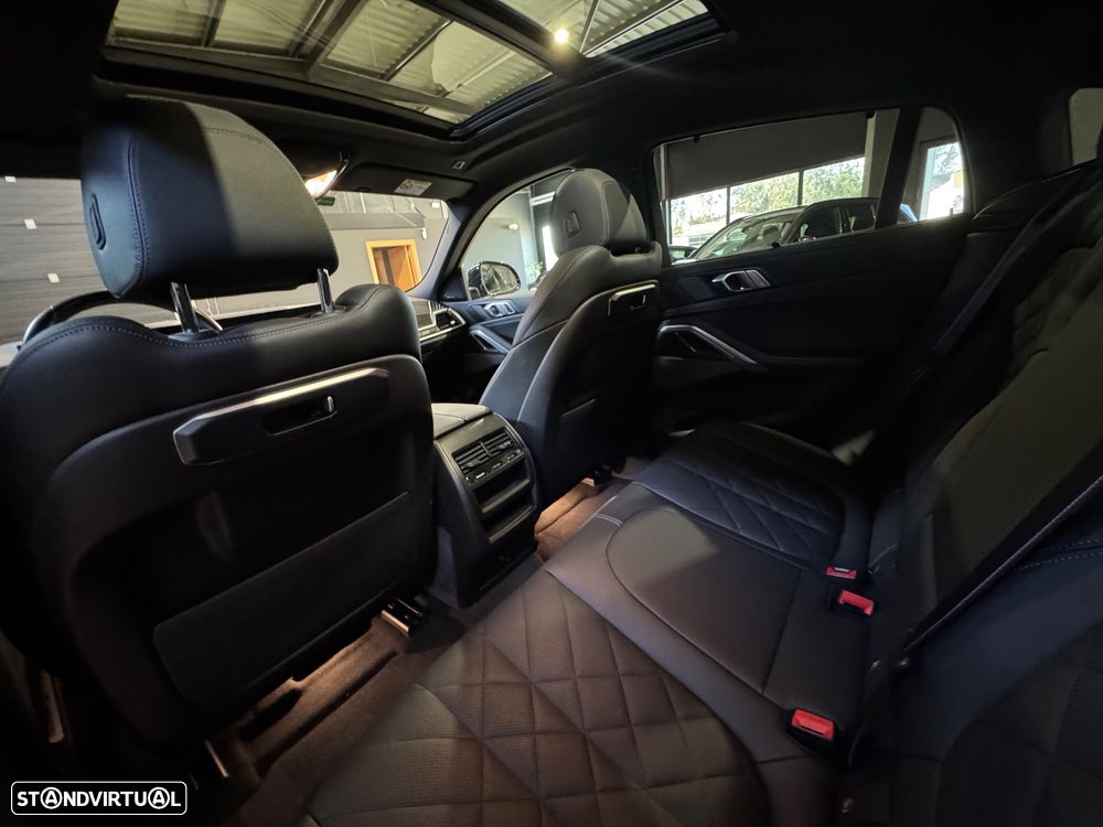BMW X6 40 d xDrive Pack M - 23