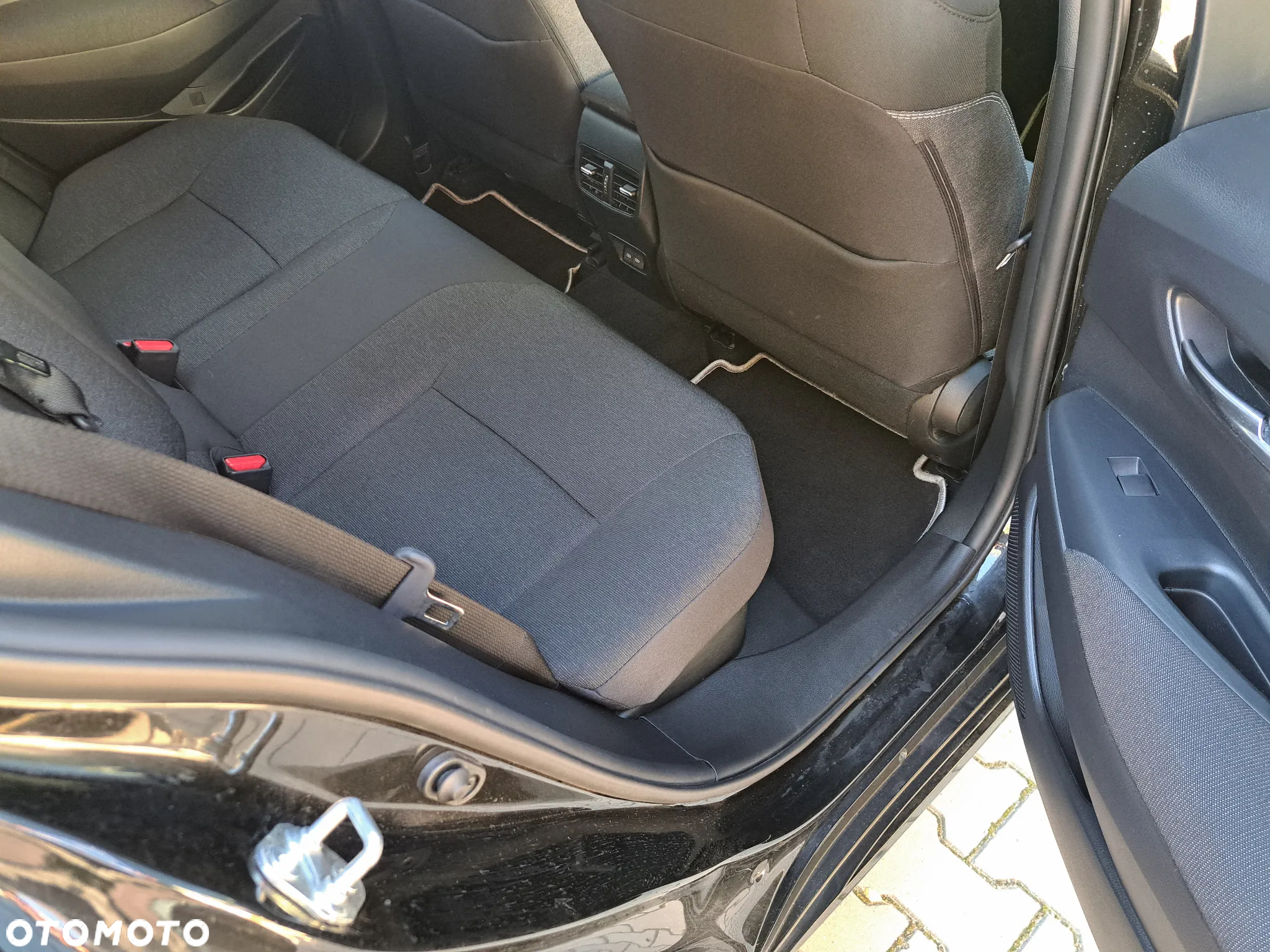 Toyota Corolla 1.8 Hybrid Style - 15
