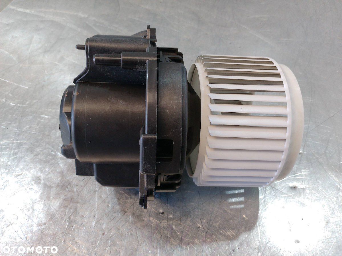 WENTYLATOR NAWIEWU, DMUCHAWA DACIA SANDERO III M0116360-6685 - 1
