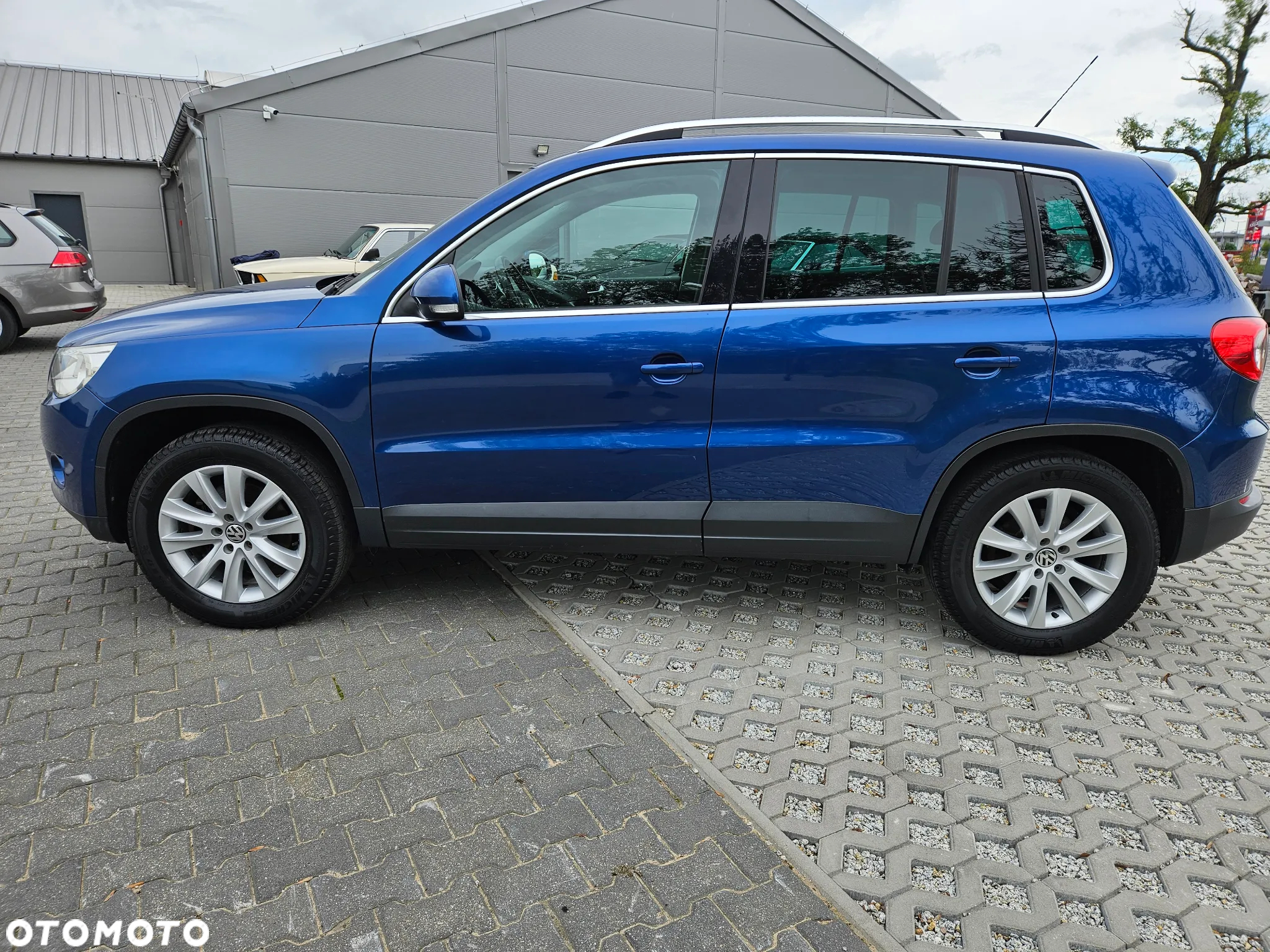 Volkswagen Tiguan 2.0 TSI 4Mot Sport&Style - 4