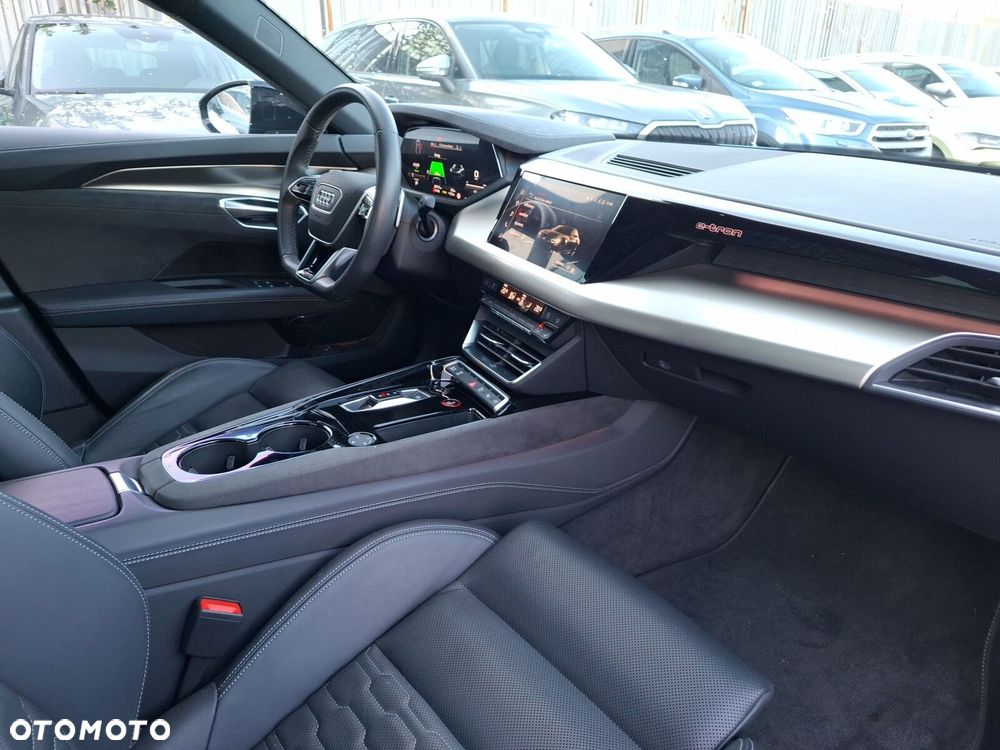 Audi RS e-tron GT - 21