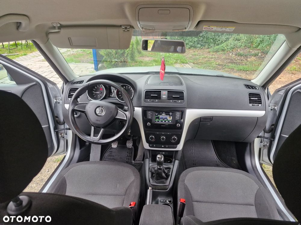Skoda Yeti 2.0 TDI SCR 4x4 Active - 12