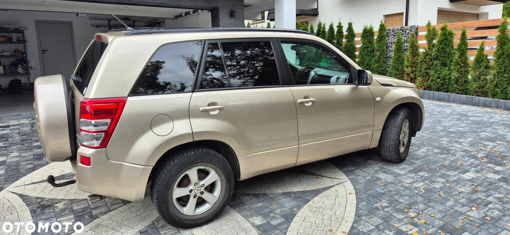 Suzuki Grand Vitara 2.0 - 7