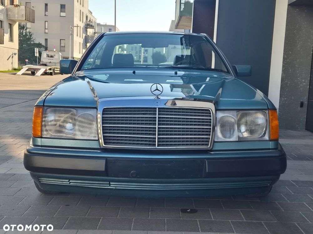 Mercedes-Benz W124 (1984-1993) - 30