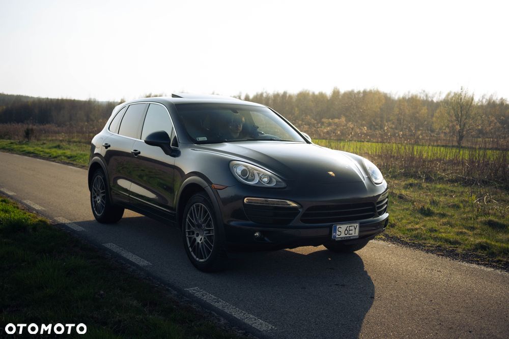 Porsche Cayenne S - 1