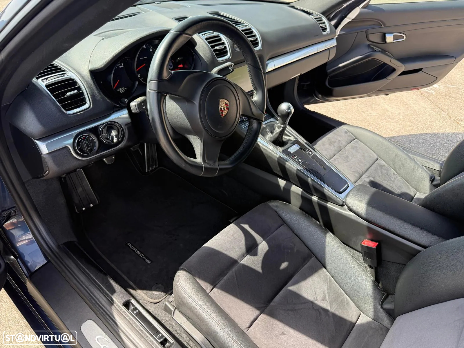 Porsche Cayman 2.7 - 18