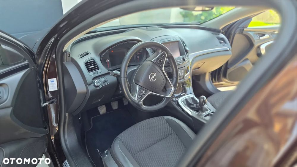 Opel Insignia 2.0 CDTI Cosmo S&S - 9