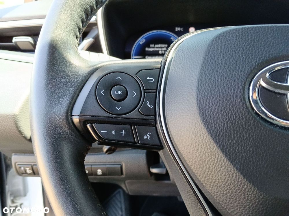 Toyota Corolla 1.8 Hybrid Comfort - 18
