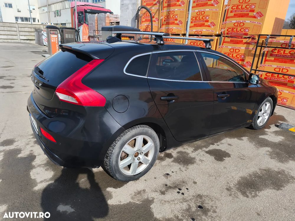 Volvo V40 D2 Powershift Momentum - 11