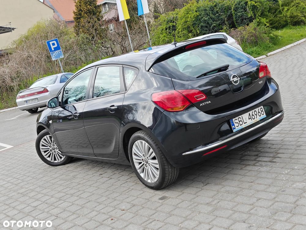 Opel Astra 1.7 CDTI Cosmo - 2