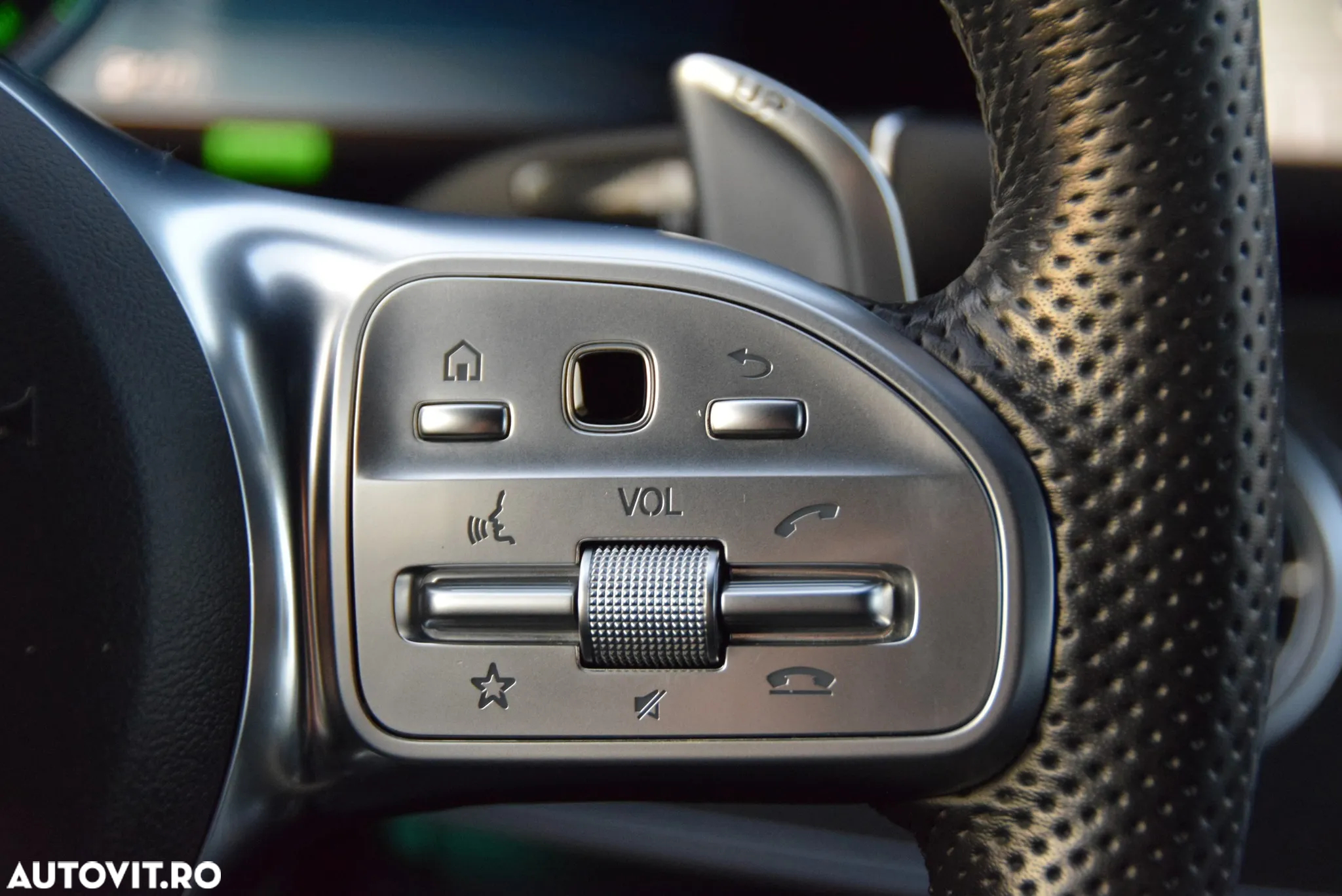 Mercedes-Benz CLS AMG 53 4MATIC Aut - 23