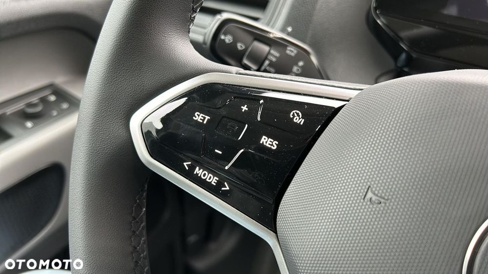 Volkswagen ID. Buzz Cargo DEMO 150 kW (204 PS) / skrzynia biegów: automatyczna 1 biegowa rozstaw osi: 2988 mm - 13