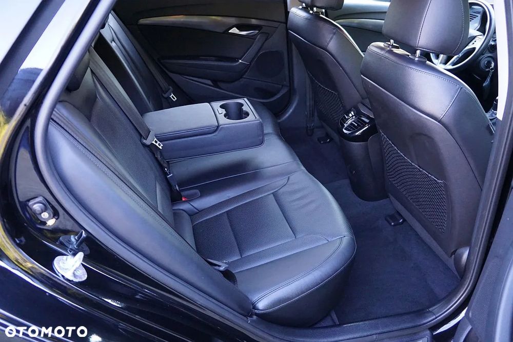 Hyundai i40 1.7 CRDi Premium DCT - 16