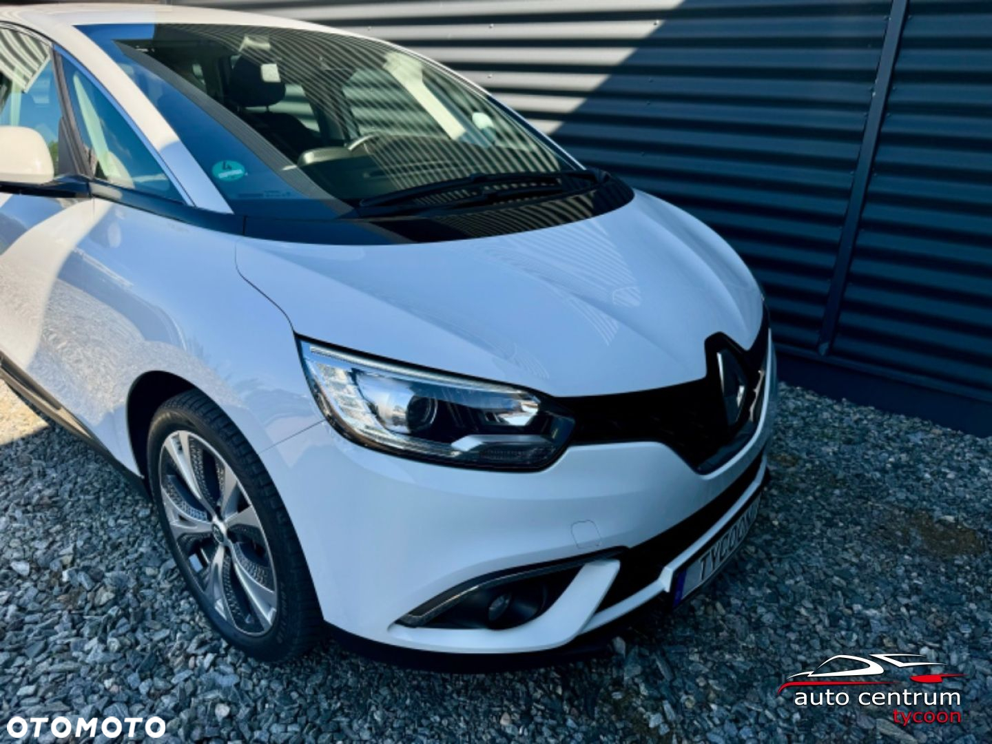 Renault Scenic - 31