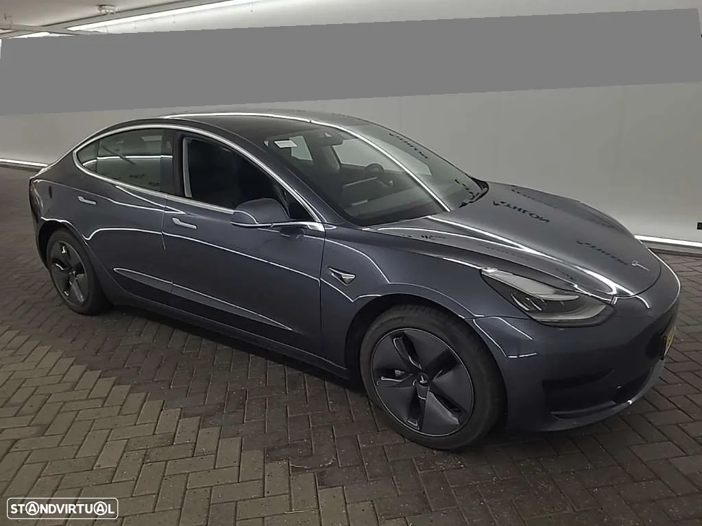 Tesla Model 3 Standard Range Plus RWD - 4