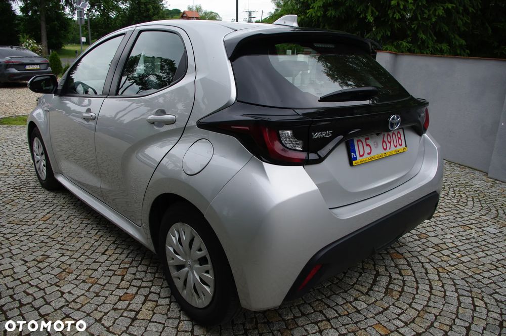 Toyota Yaris 1.5 Dynamic CVT - 3