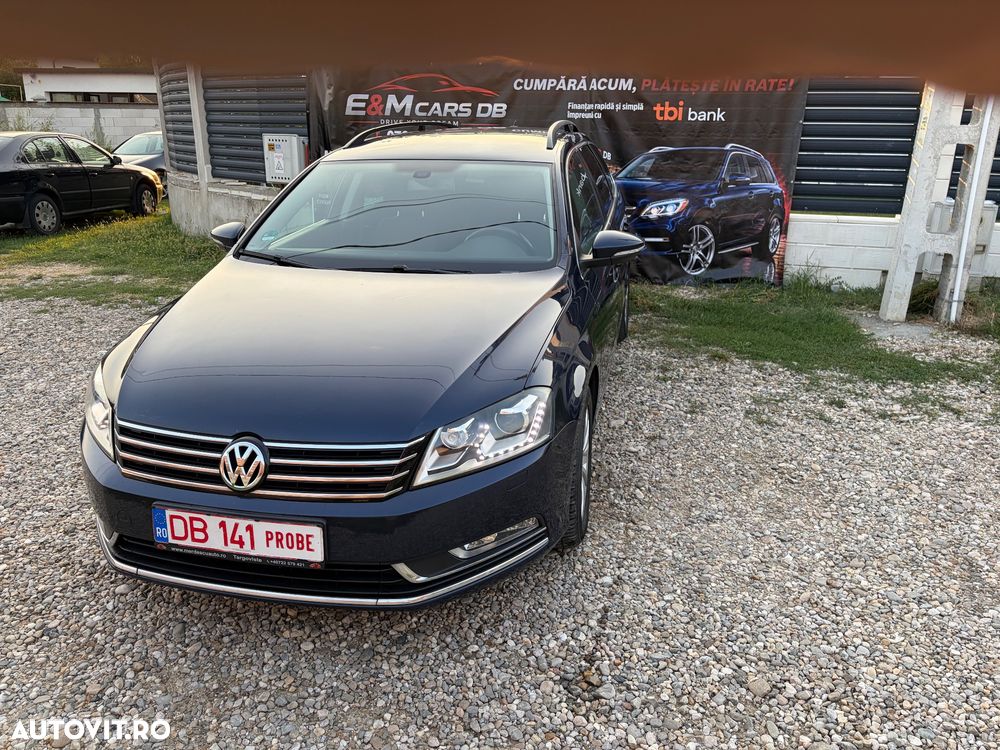 Volkswagen Passat - 1