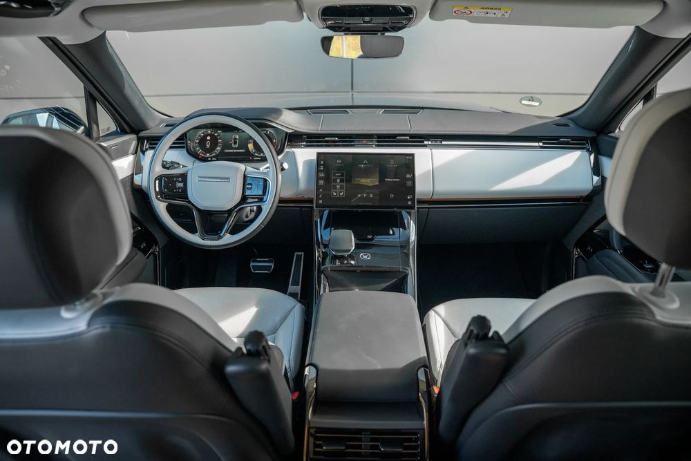 Land Rover Range Rover Sport - 16
