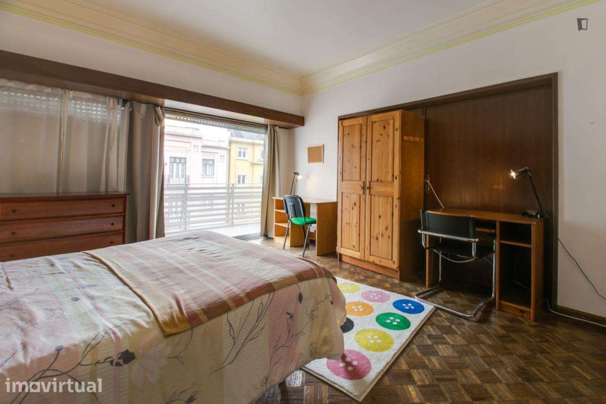 Quarto - localizado em Arroios Lisbon - Grande imagem: 4/21