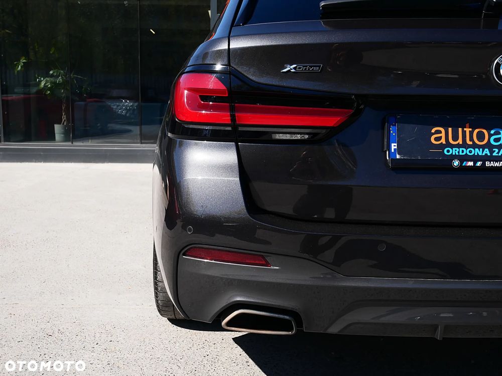 BMW Seria 5 540d xDrive mHEV M Sport sport - 27