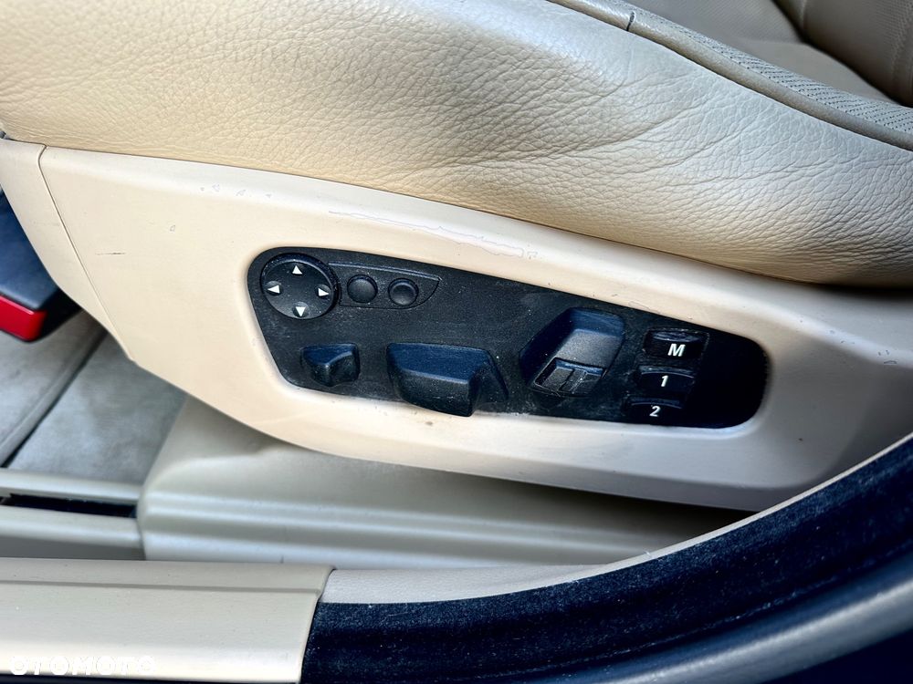 BMW Seria 5 520d Edition Exclusive - 14