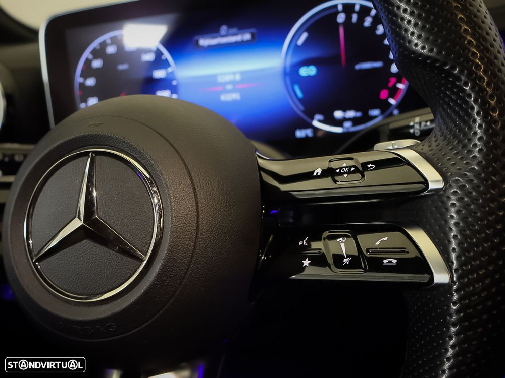 Mercedes-Benz C 300 e AMG Line - 17