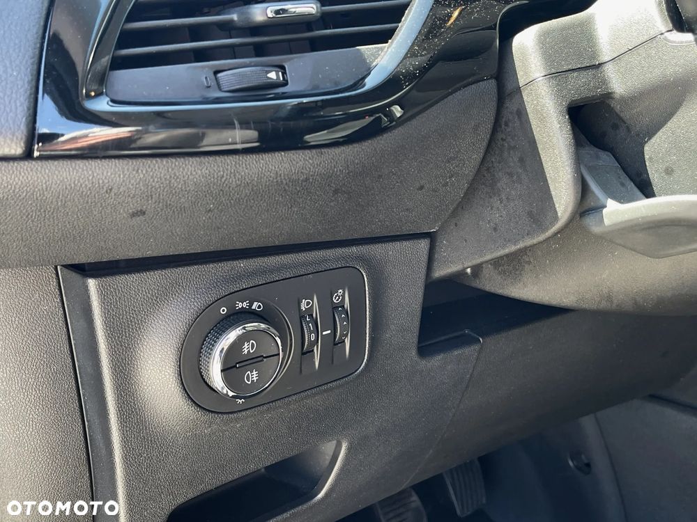 Opel Corsa 1.2 16V Enjoy - 21