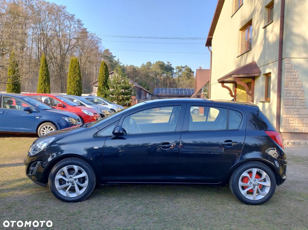 Opel Corsa 1.4 16V Cosmo - 14