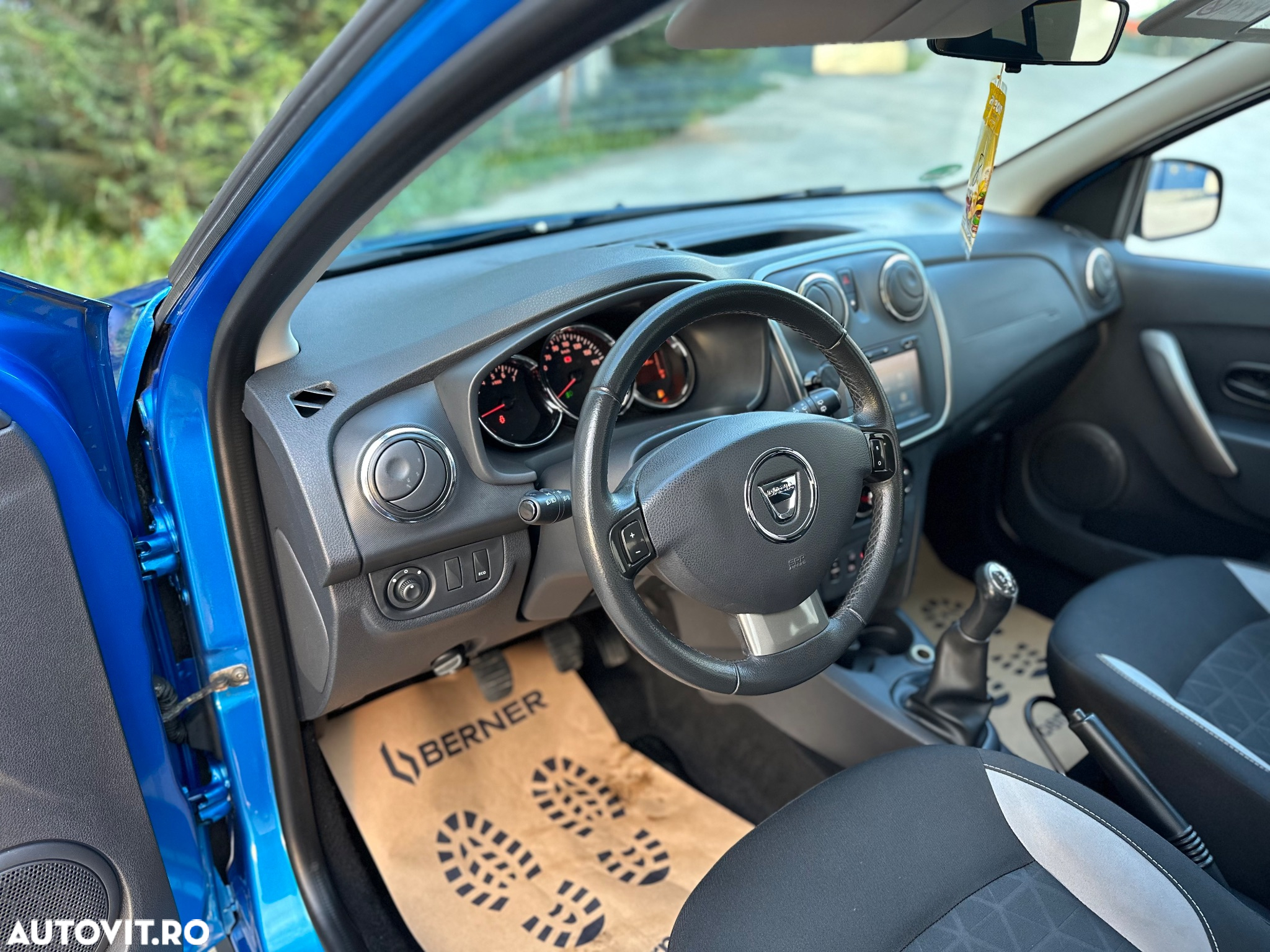 Dacia Sandero Stepway - 11