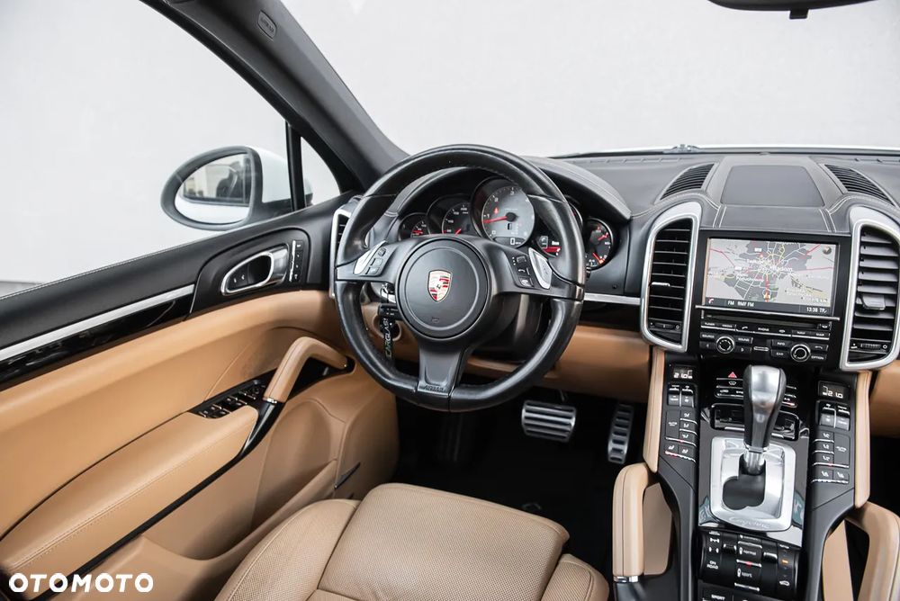 Porsche Cayenne S Tiptronic S - 29
