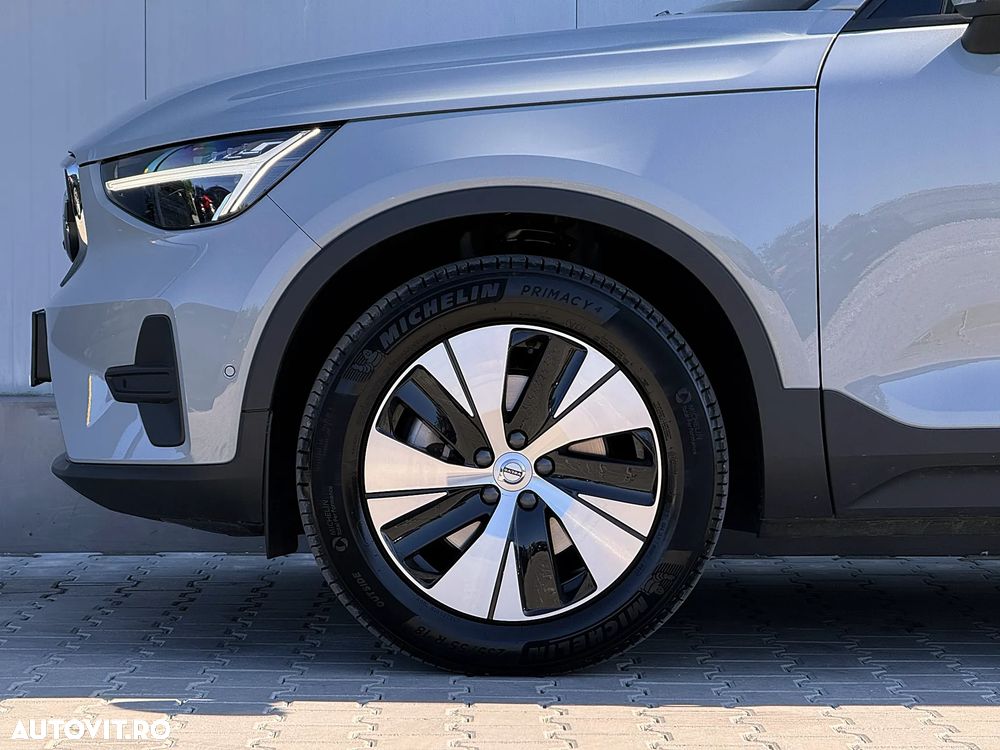 Volvo XC 40 B3 B DKG Plus Bright - 39