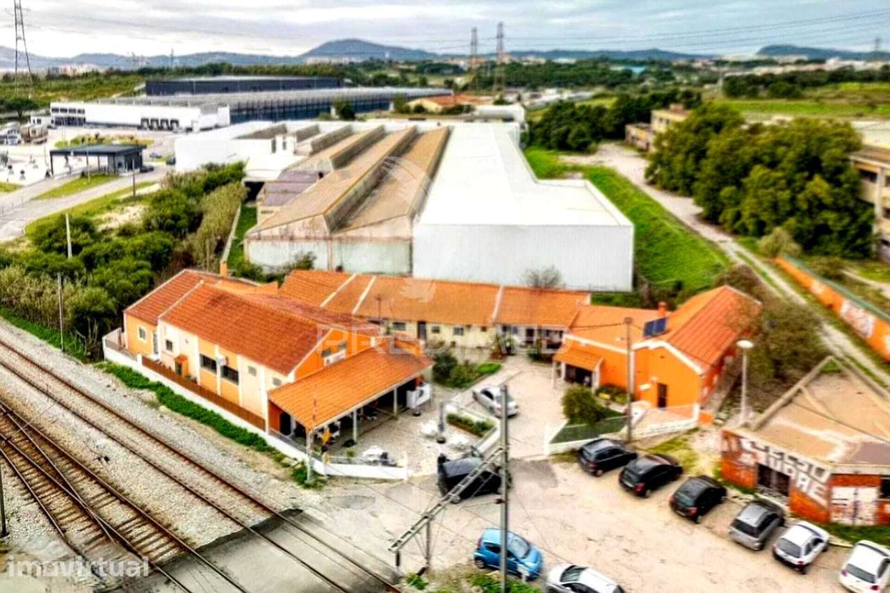 PRÉDIO MULTIFUNCIONAL  |  PRAIAS DO SADO · SETÚBAL RESTAURANTE EM F... - Grande imagem: 3/30