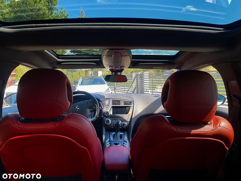 Citroën DS5 THP 155 SoChic - 15