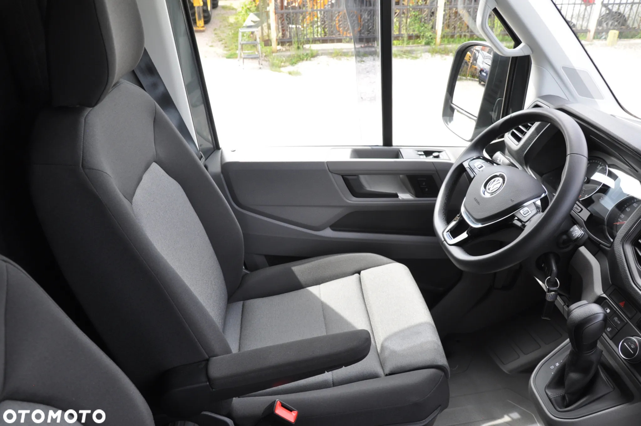 Volkswagen CRAFTER 2.0 TDI Furgon 4Motion AUTOMAT 8-G Na Gwarancji Bezwypadkowy I Właściciel Krajowy Mały Przebieg - 17