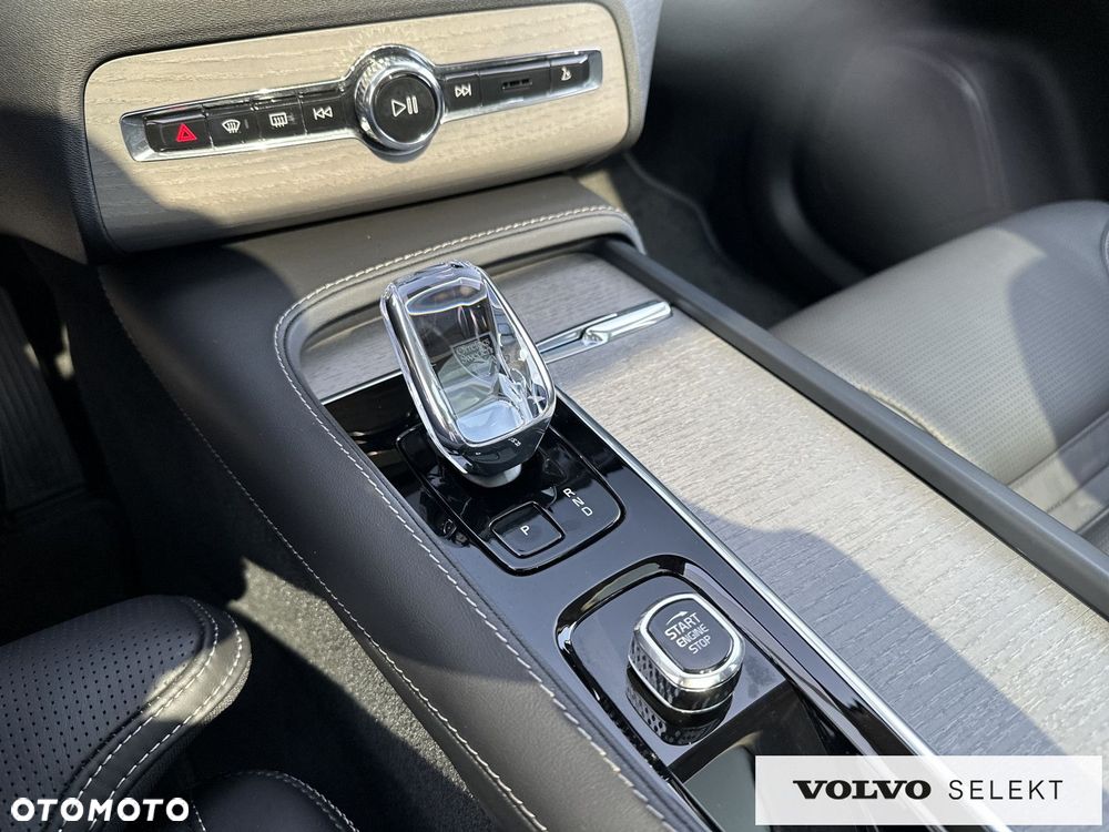 Volvo XC 90 - 33