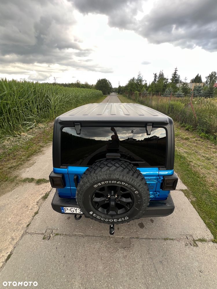 Jeep Wrangler - 5