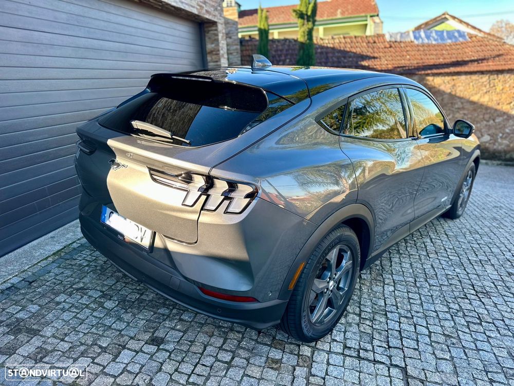 Ford Mustang Mach-E 75.7 kWh Premium AWD - 4